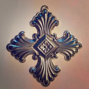 Reed & Barton cross pendant